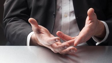 استفاده مناسب از حرکات دست هنگام صحبت کردن، مهارت‌های ارتباطی شما را تقویت می‌کند