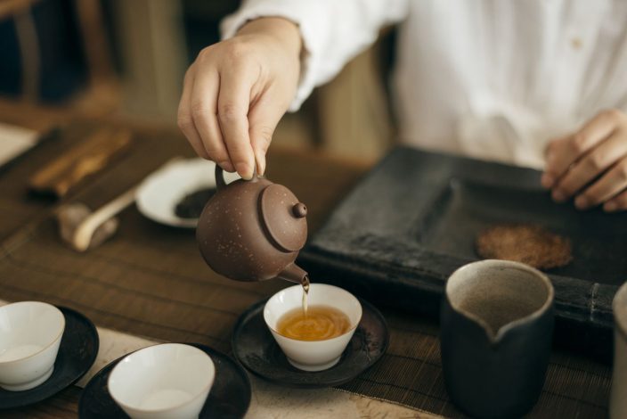 چرا نباید چای را دوباره گرم کنیم؟