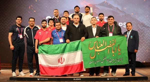 تیم ملی وزنه برداری ایران برای دومین بار قهرمان جهان شد 2 تیم ملی وزنه برداری ایران برای دومین بار قهرمان جهان شد