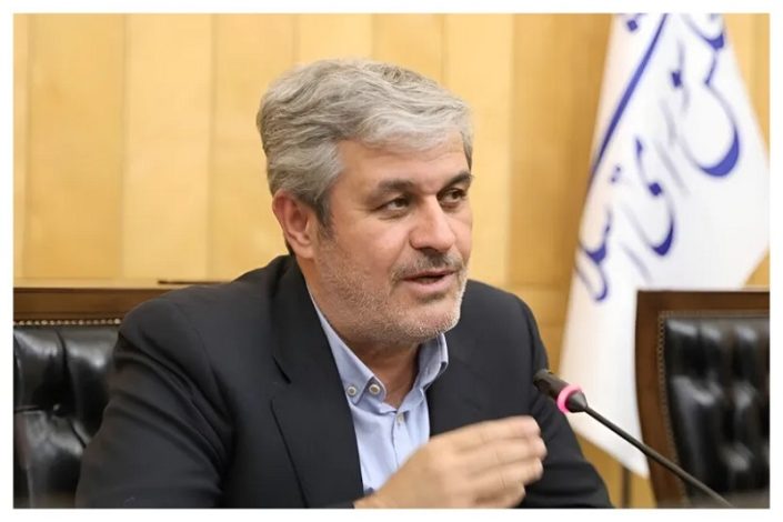 افزایش حقوق سال آینده قطعا بیش از 20 درصد خواهد بود