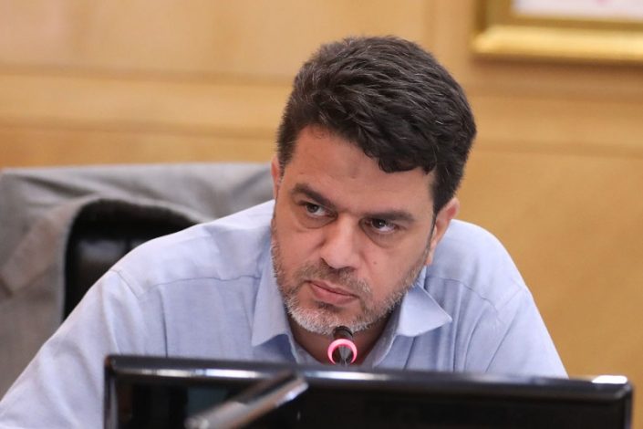 انتقاد تند مجلس از بی‌عملی وزارت صمت در بازار خودرو