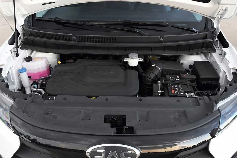 مقایسه کی ام سی SR3 با جک S3